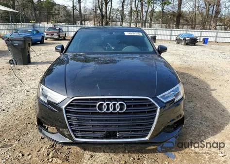 2018 Audi A3 Premium z USA, uszkodzony, nr VIN WAUAUGFF5J1037891